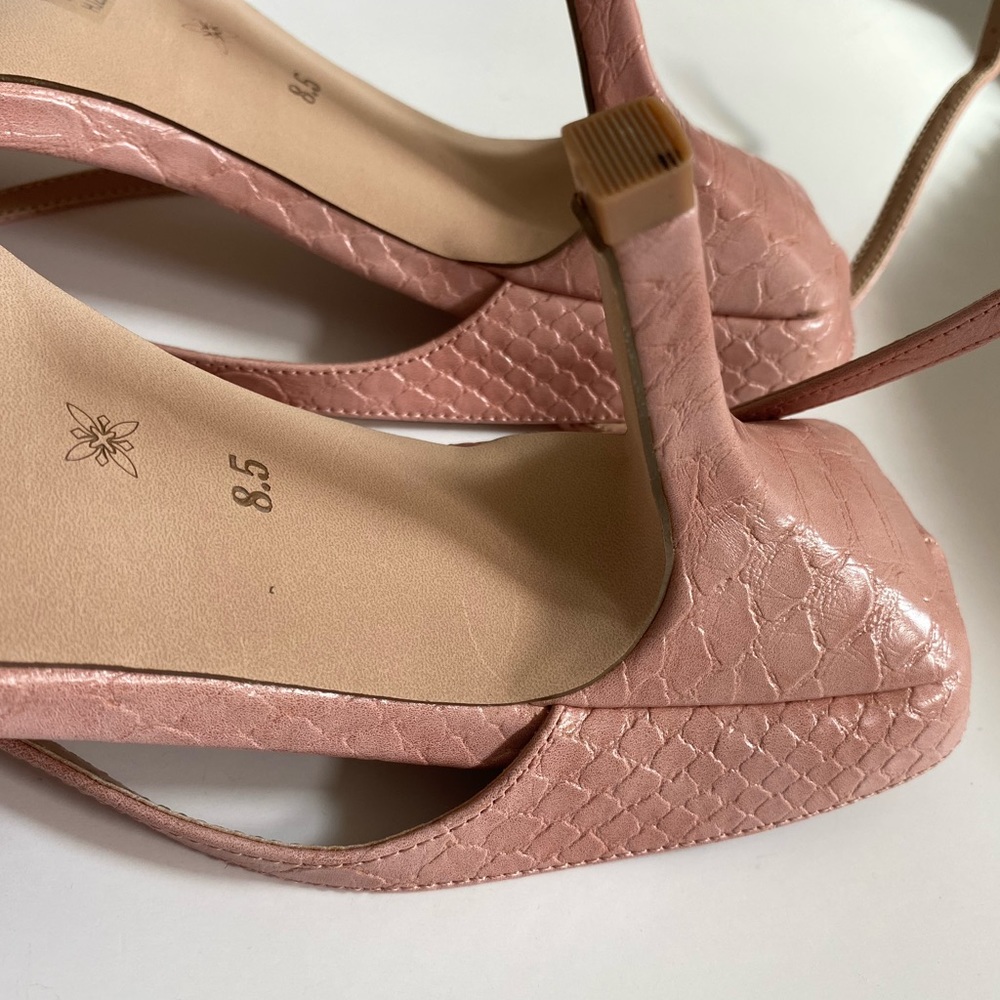 BCBG MIDONY CZ ROS SNK HEEL SANDALS - U.S SIZE 8.5 - Picture 12 of 14